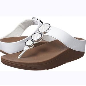 Fitflop halo white lea flip flops comfort size 7
